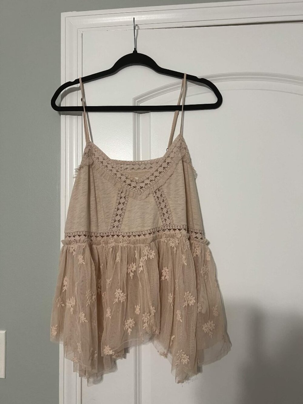 NWOT Lucky Brand Pink Flutter Top - Size Large